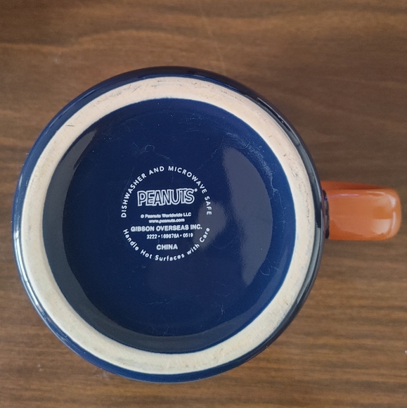 Peanuts/Charlie Brown The Great Pumpkin Soup Mug - Picture 5 of 5